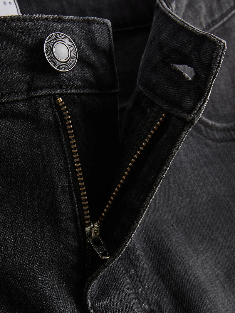 Mid-Rise Skinny Denim Shorts