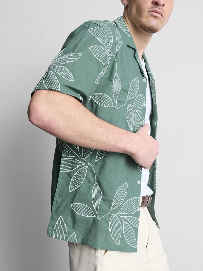 Leaf-Embroidered Short-Sleeve Button-Down Shirt