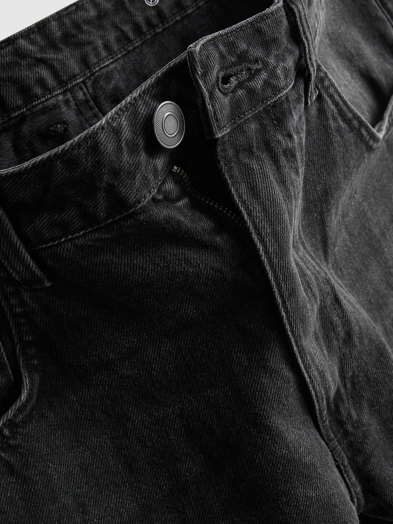 Mid-Rise Baggy Denim Shorts