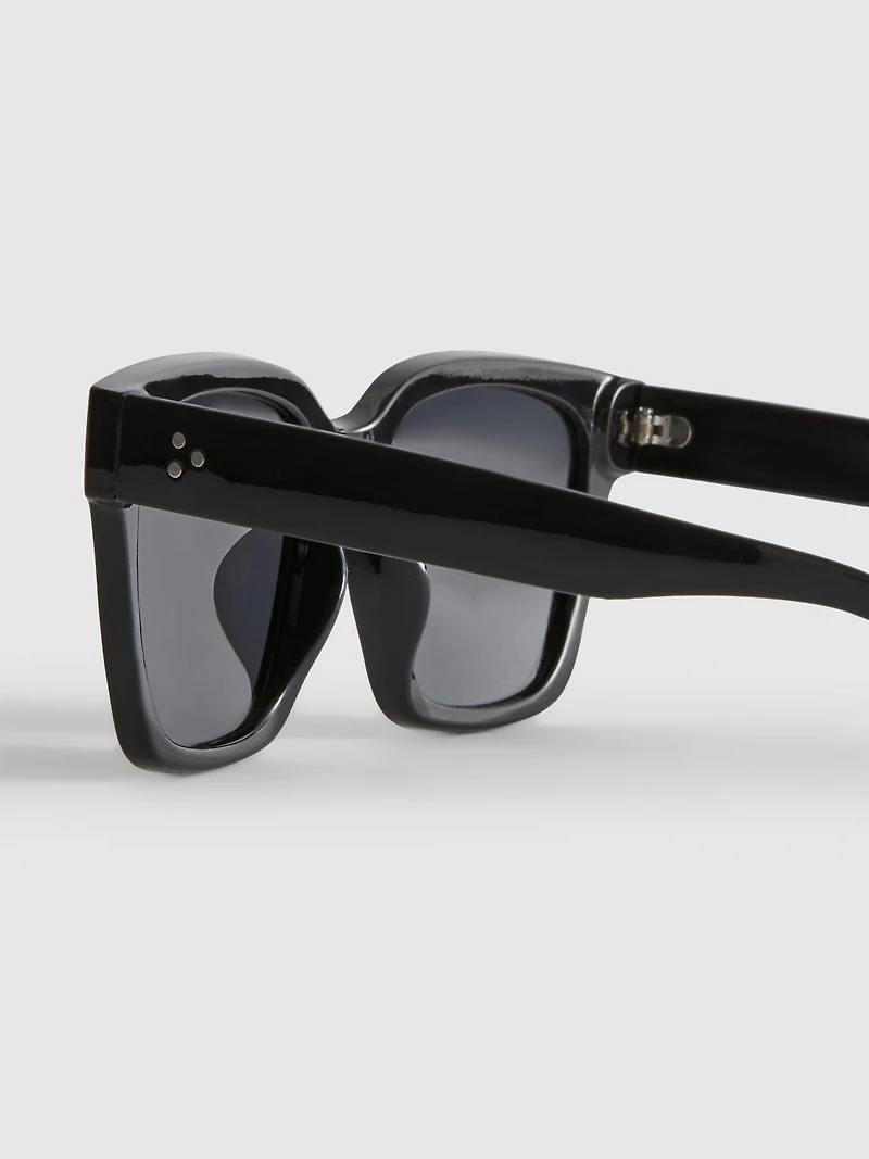 Oversized Cat Eye Sunglasses