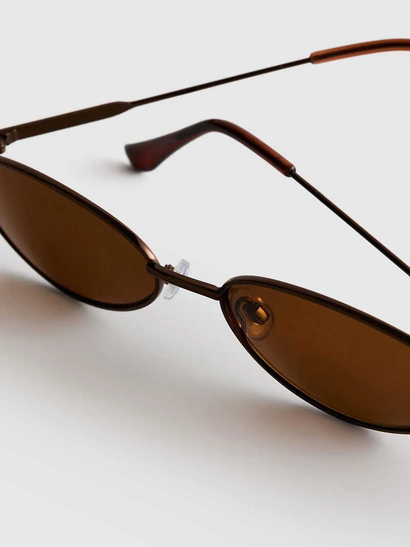 90s Tinted Oval Sunglasses