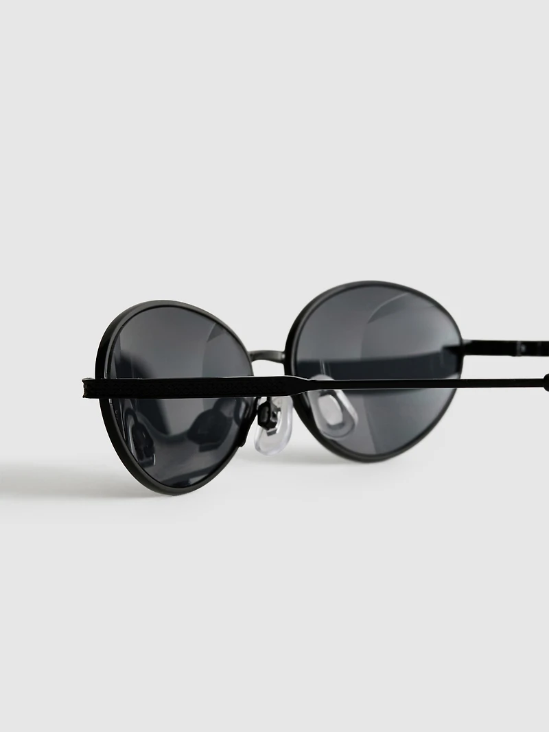 90s Tinted Oval Sunglasses