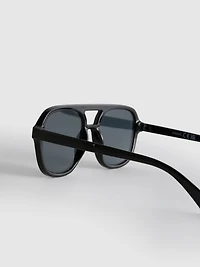 Aviator Style Sunglasses