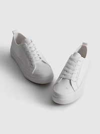 Embroidered Daisy Sneakers