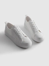 Embroidered Daisy Sneakers