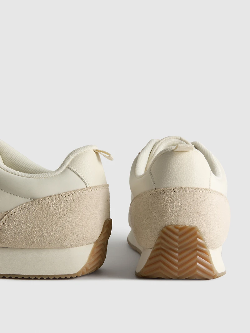 Low-Top Sneakers