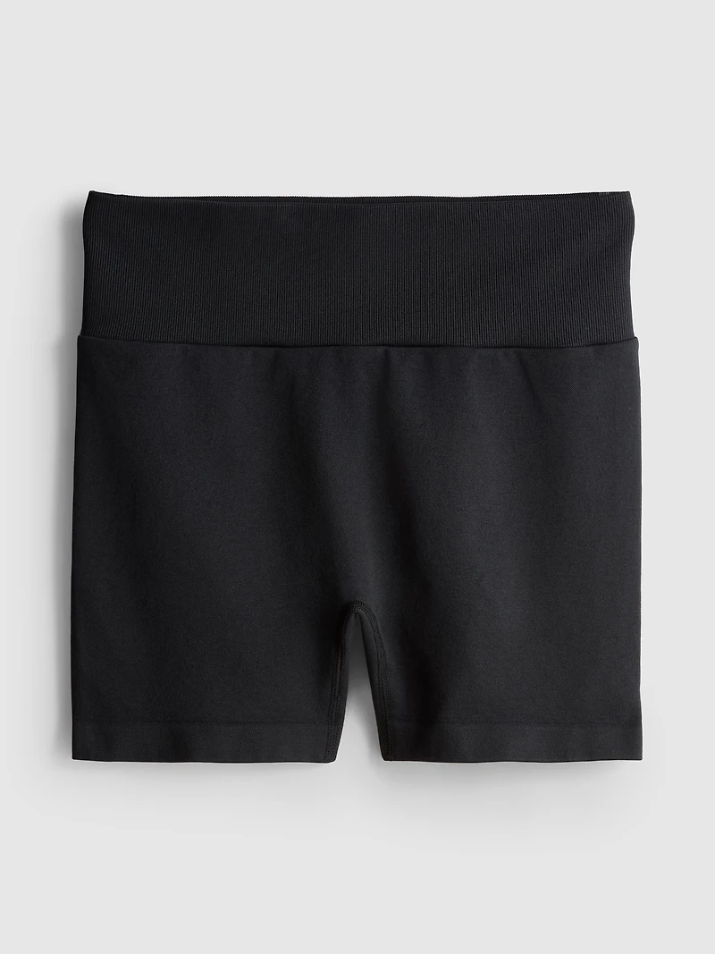 Seamless Active Contour Shorts