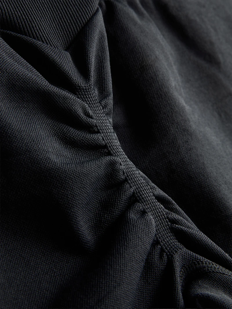 Seamless Active Contour Shorts