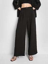 Textured Slouchy Mid-Rise Pants