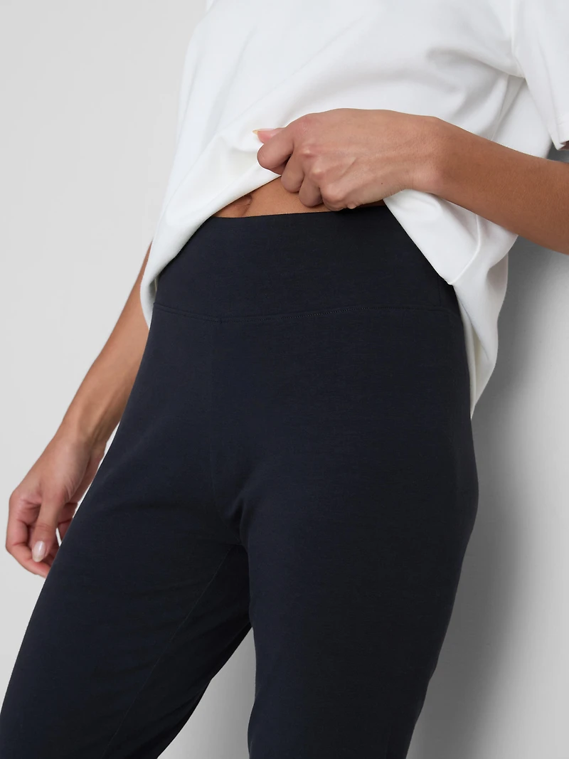 Cotton-Rich High-Waist Capri Leggings