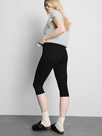 Cotton-Rich High-Waist Capri Leggings