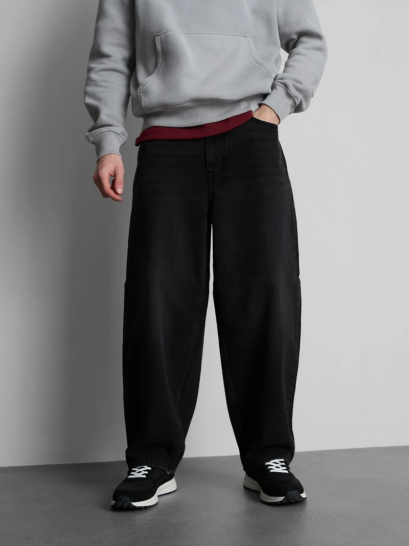 Mid-Rise Barrel Jeans