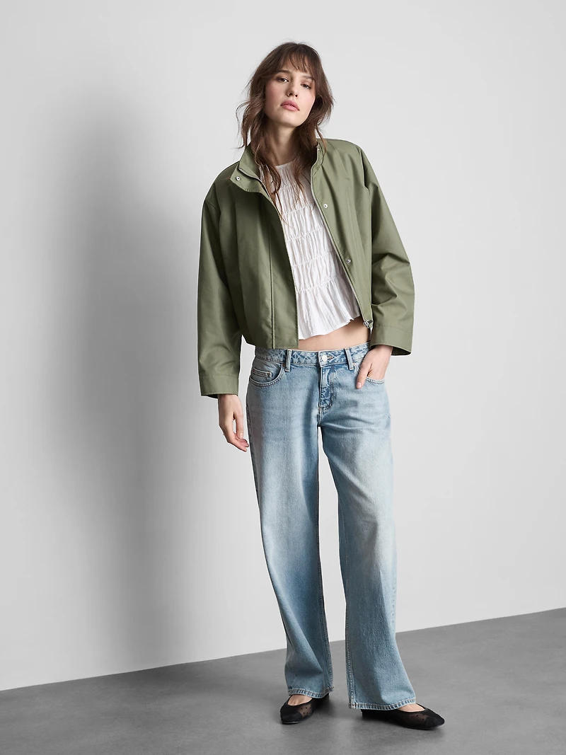 Relaxed Low-Rise Straight-Leg Denim Jeans