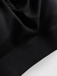 Seamless Cross-Back Active Crop Top