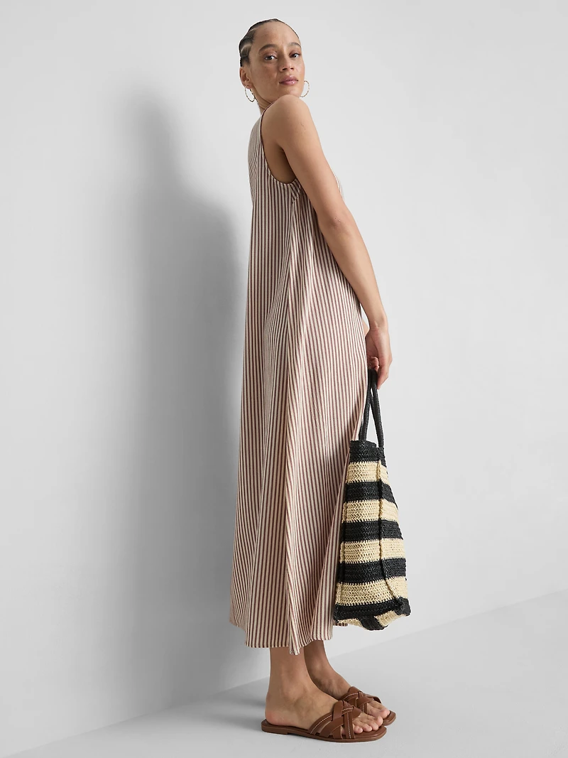 Sleeveless Trapeze Maxi Dress