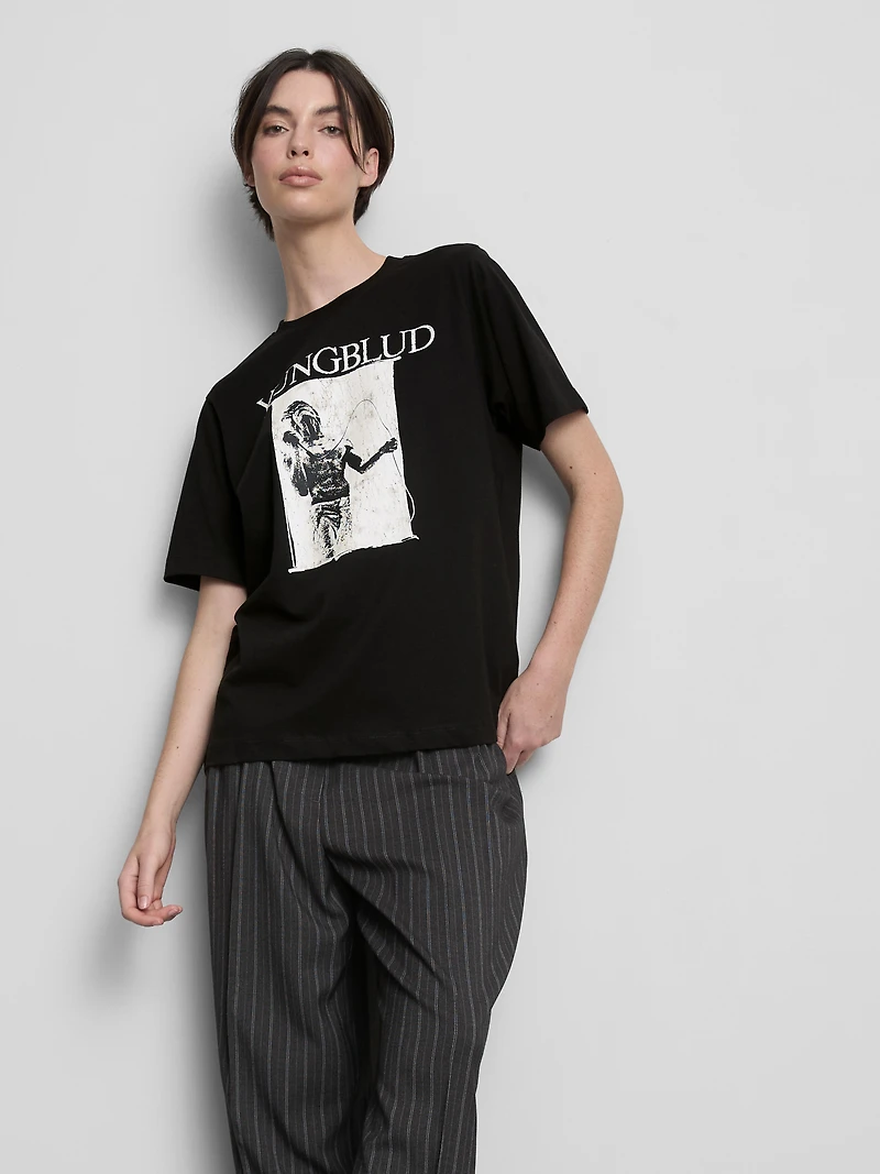 YUNGBLUD Short Sleeve Graphic T-Shirt