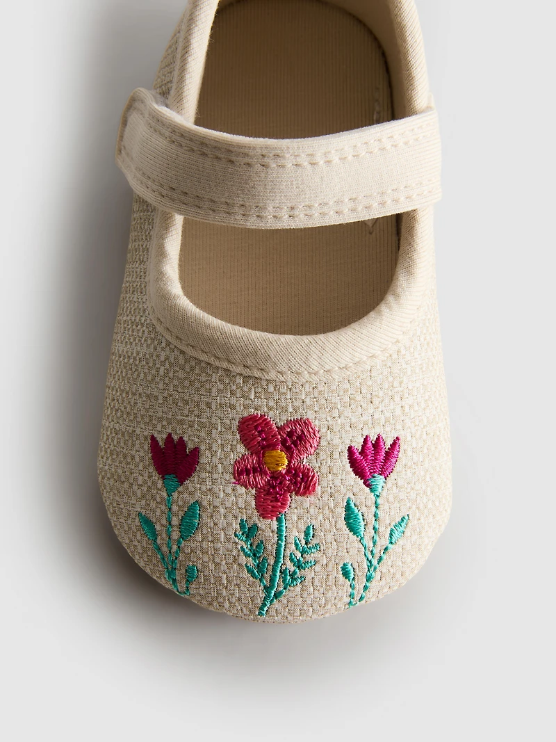 Floral Embroidered Newborn Ballet Flats
