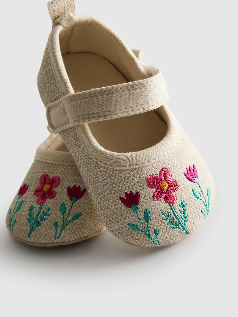 Floral Embroidered Newborn Ballet Flats
