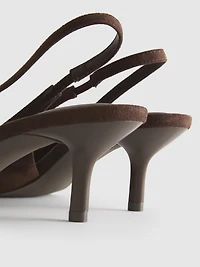 By Coleen Slingback Court Heels