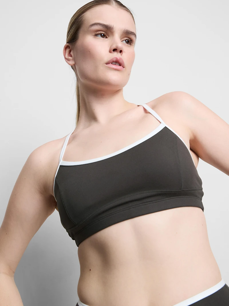 Contrast Trim Cross-Back Active Crop Top