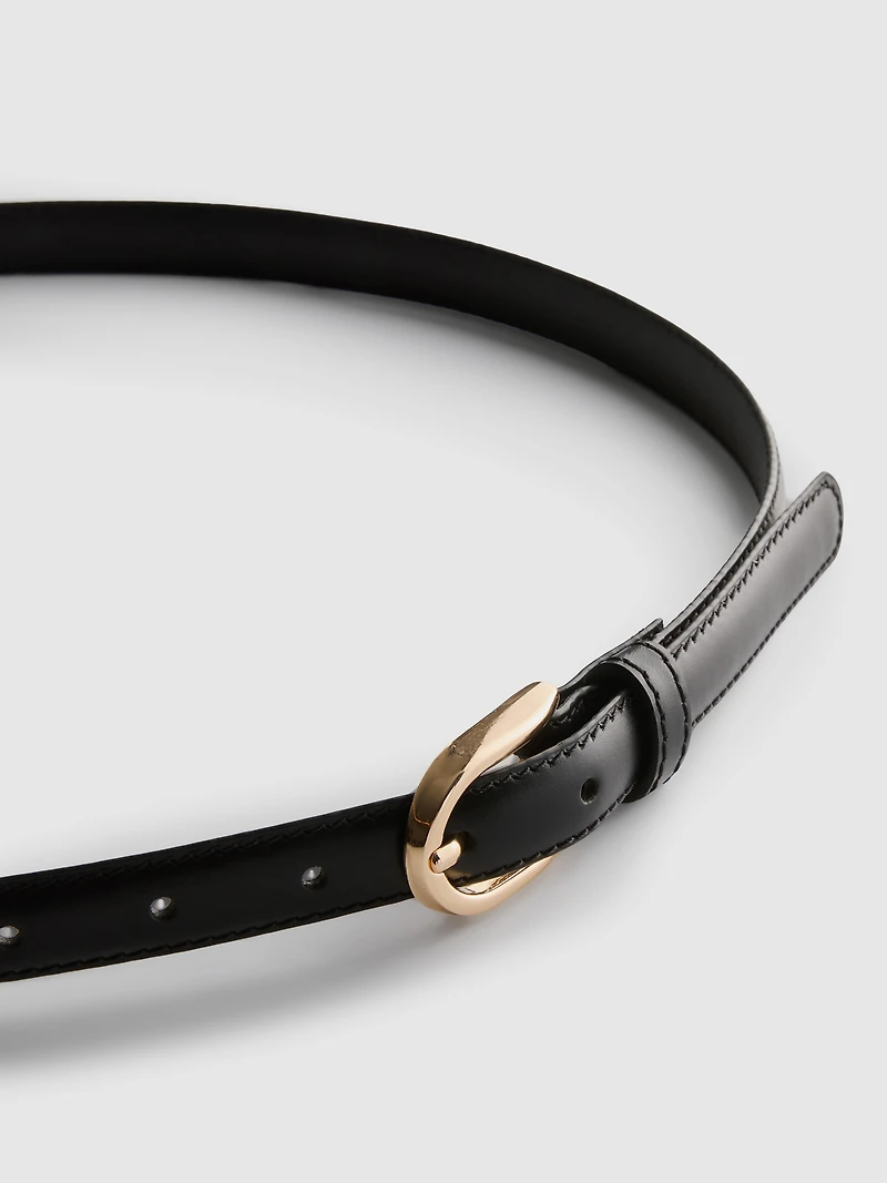 The Edit Leather Skinny Belt
