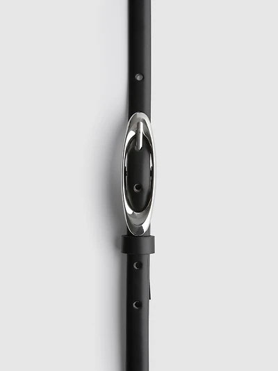 Oval Buckle Skinny Belt
