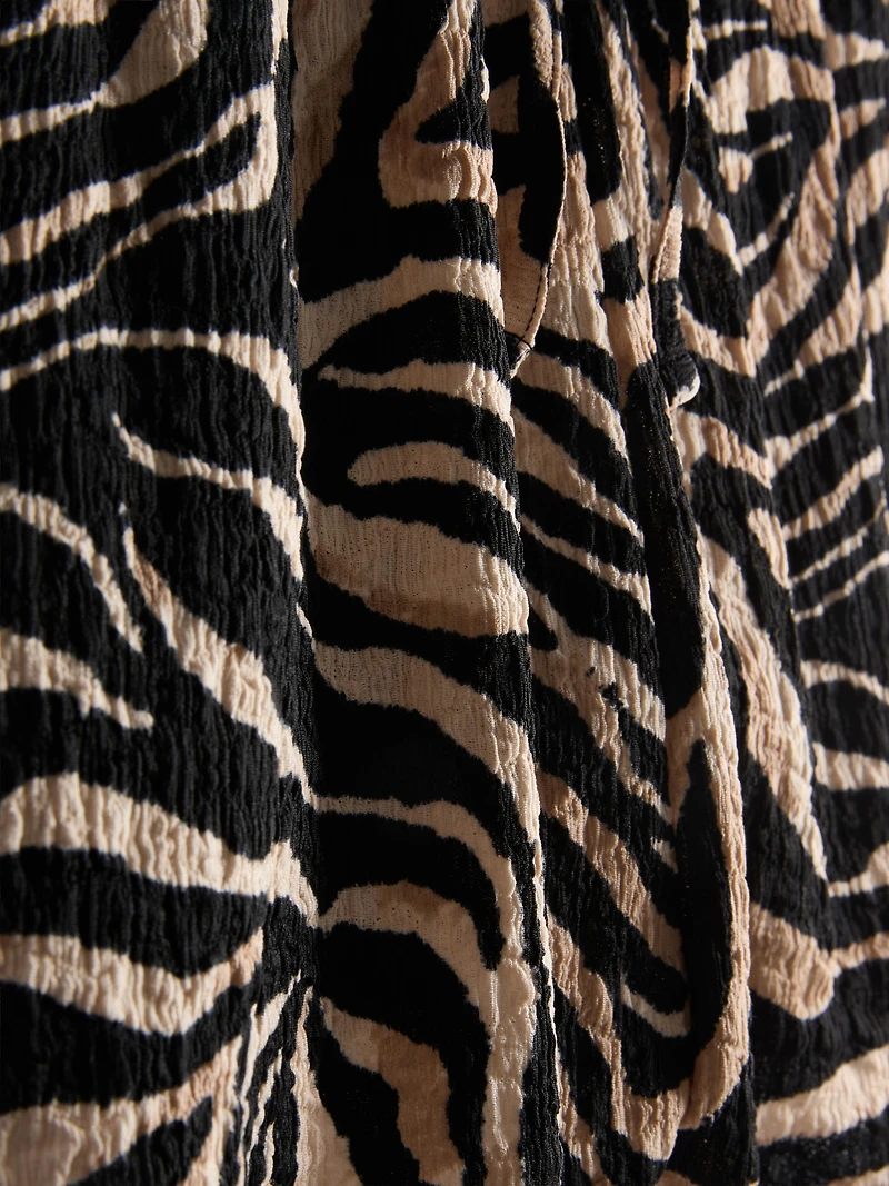 Printed Crinkle Textured Shorts