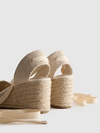 Closed Toe Tie Up Wedges