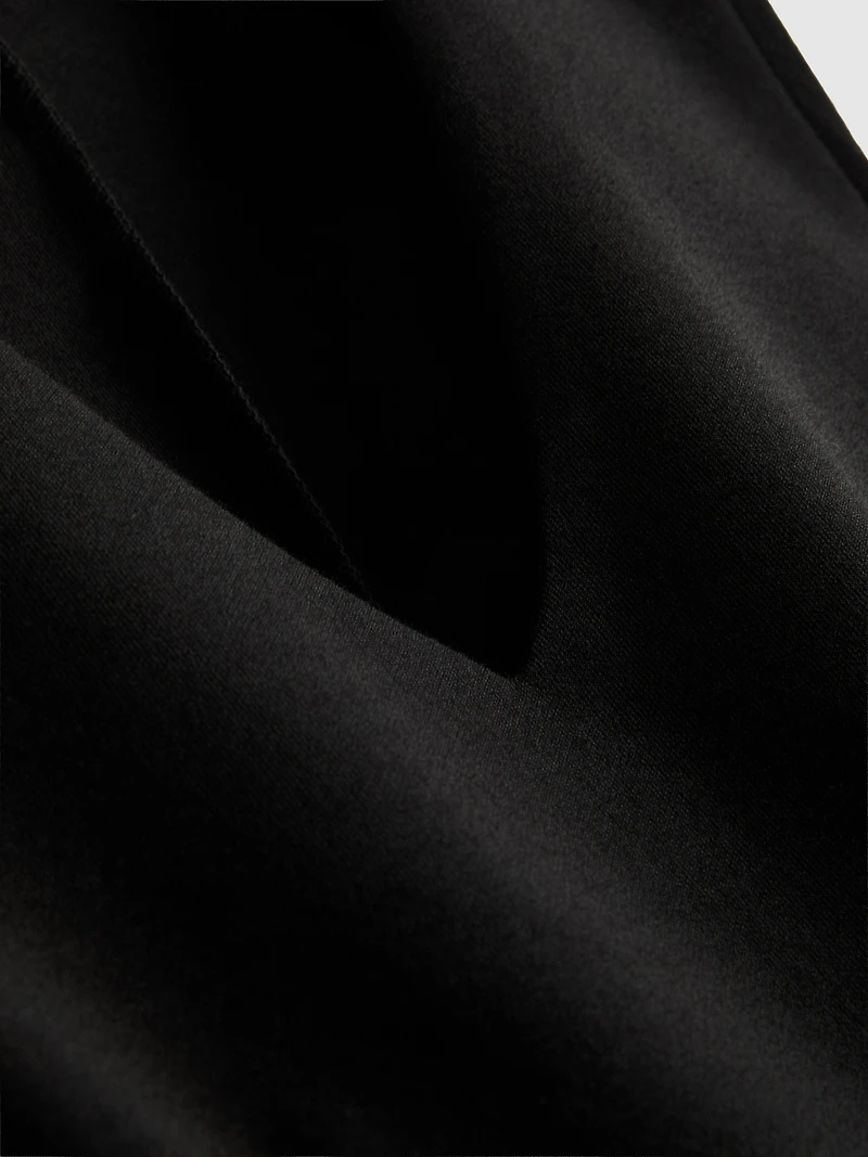 V-Neck Peplum Sleeveless Top