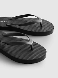 Chunky-Sole Flip Flops
