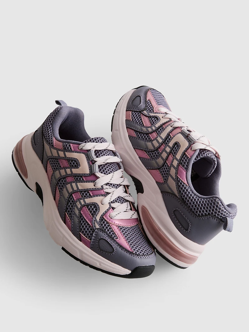 Stripe Low-Top Sneakers