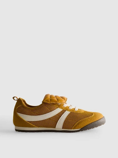 Low-Top Sneakers