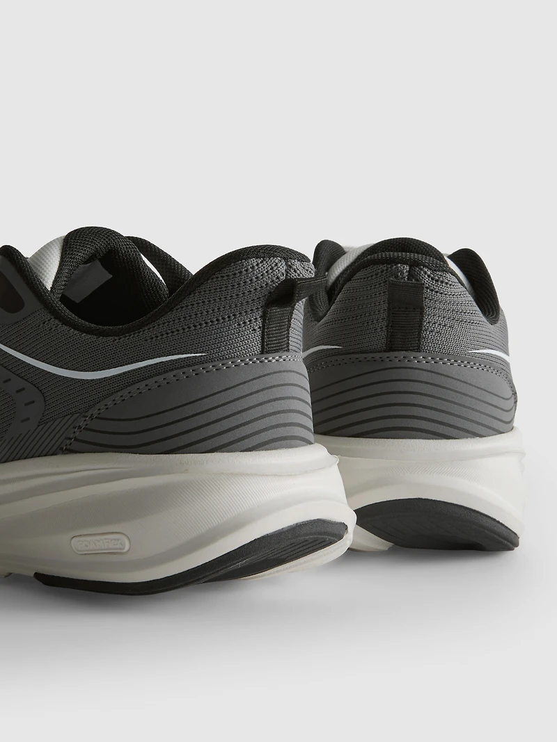 FoamFlex Sneakers