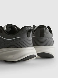 FoamFlex Sneakers