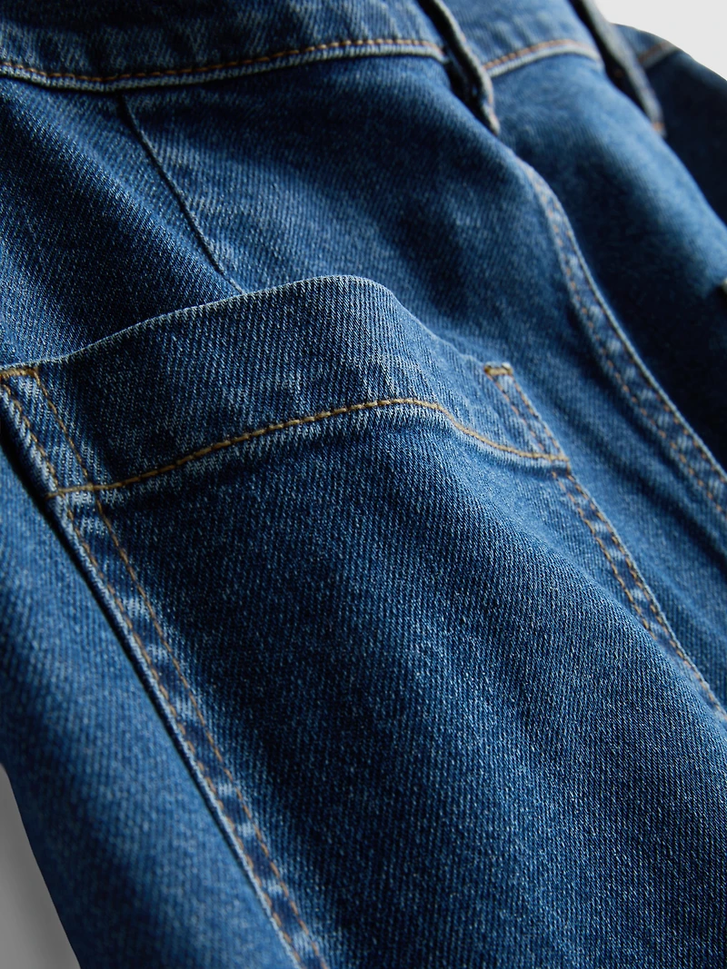 Patch Pocket Wide-Leg Jeans