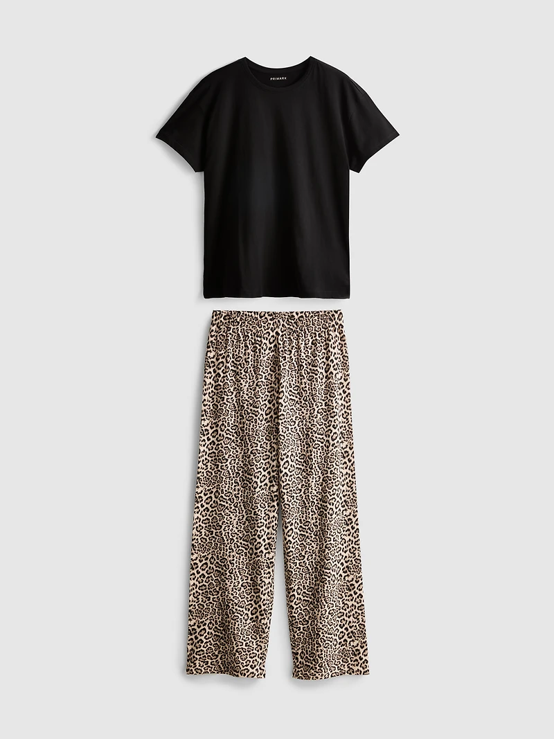 Cotton Crew Neck Leopard Pajamas