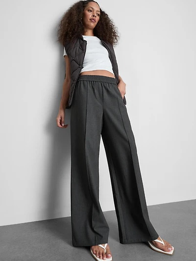 Smart Wide Leg Sweatpants
