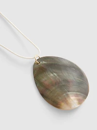 Iridescent Shell-Look Pendant Necklace