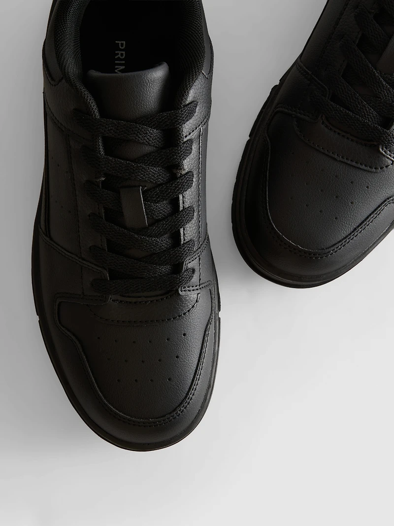 Sporty Low Top Sneakers