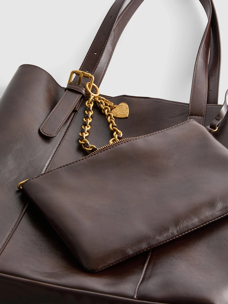Charm Detail Shopper