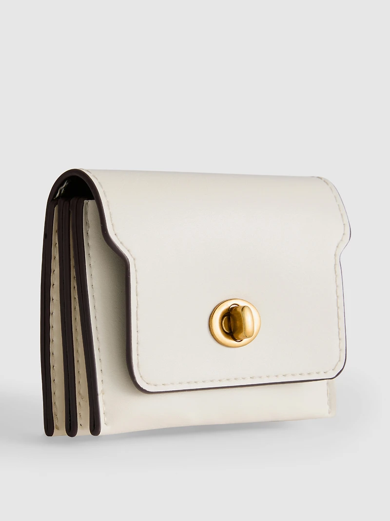 Twist Lock Card Holder