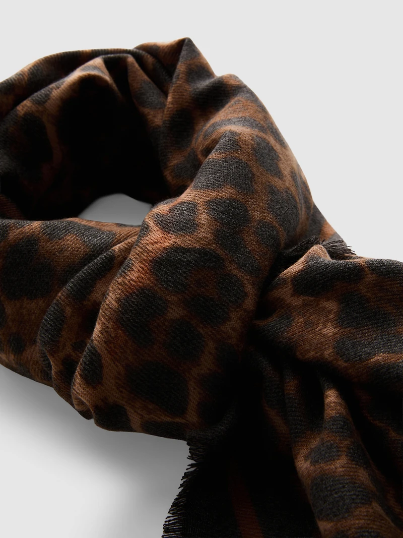Woven Leopard Print Scarf
