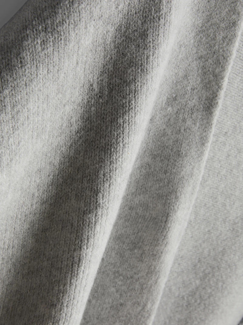 Paula Echevarría Fringed Ruana Scarf