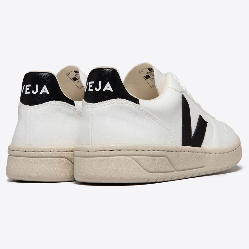 Unisex V-10 Leather Sneaker