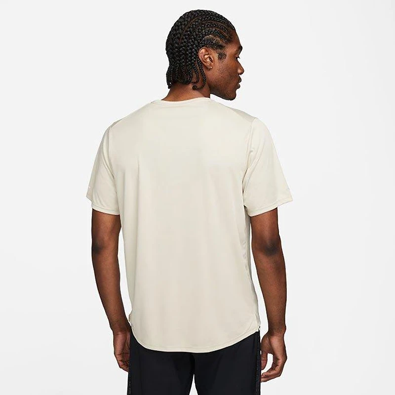 Men's Dri-FIT® Run Division Top