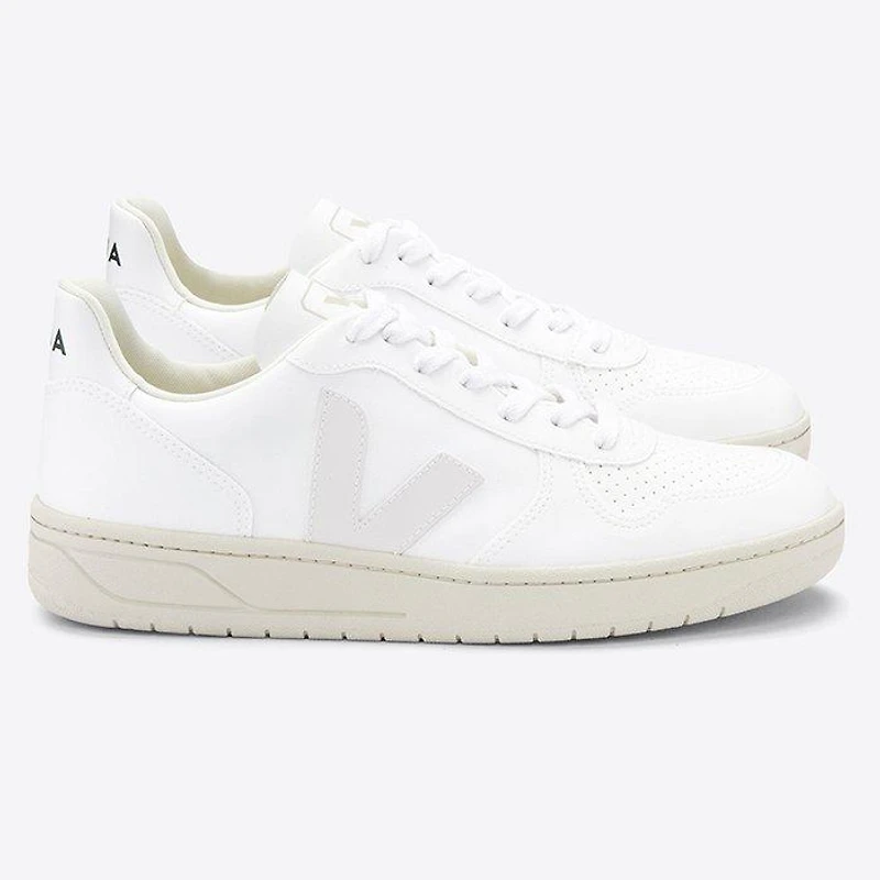 Unisex V-10 CWL Sneaker