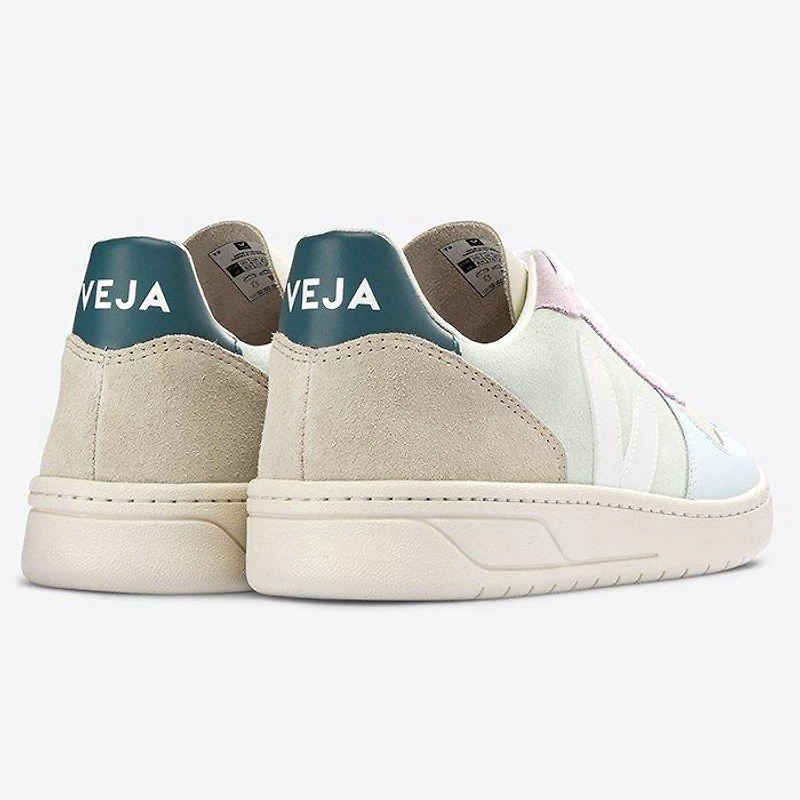 Unisex V-10 Suede Sneaker