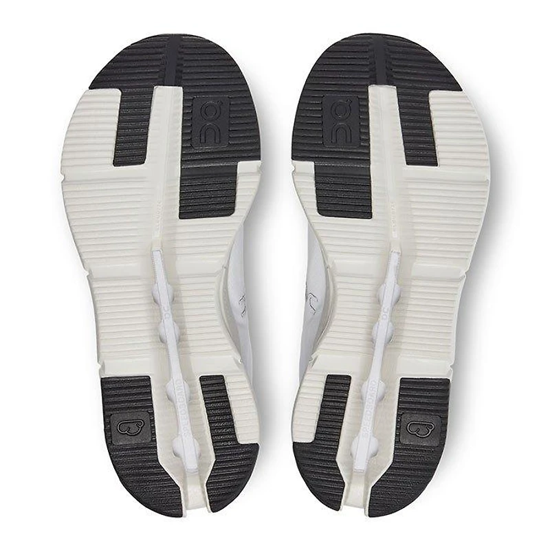 Women's Cloudnova Form Shoe