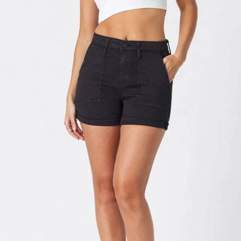 Women's Sheena Straight Short