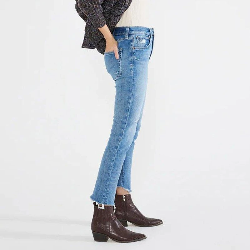 Women's Scarlet Mid Rise Slim Jean